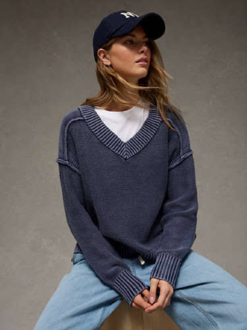 American Eagle sweater